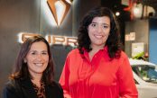 Joana Frias Costa, da Inspiring Girls, e Manuela Doutel Haghighi, da Women@Microsoft Network Portugal.