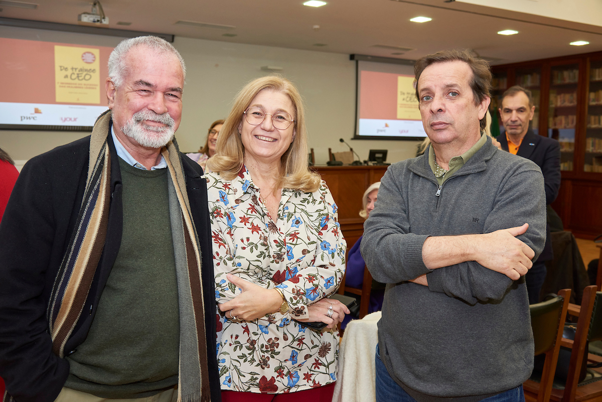 José Miguel Dentinho, Rosária Barreto e Filipe S. Fernandes, colaboradores da Executiva.