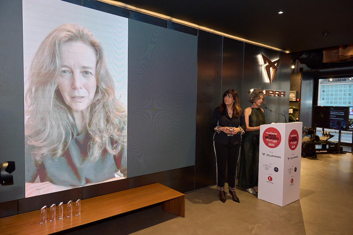 A premiada Maria João Carioca, CFO da Galp, enviou um vídeo a agradecer o prémio.