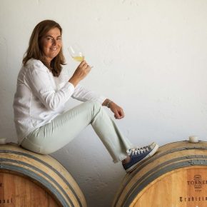 A enóloga Susana Esteban aposta em vinhos de vinhas velhas.