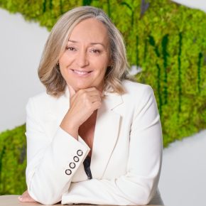 Manuela Vaz é CEO da Accenture Portugal.