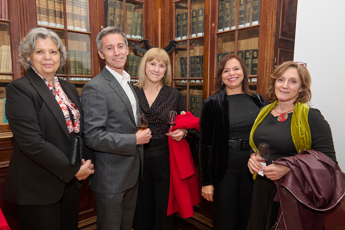 Eveline Monteiro, João Cerqueira, Ana Paulo, Glória Albuquerque e Florbela Pereira.