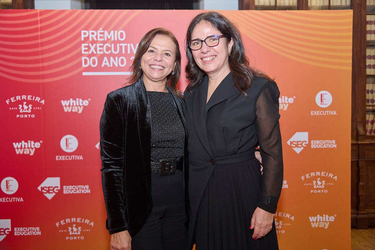 Glória Albuquerque e Isabel Canha.