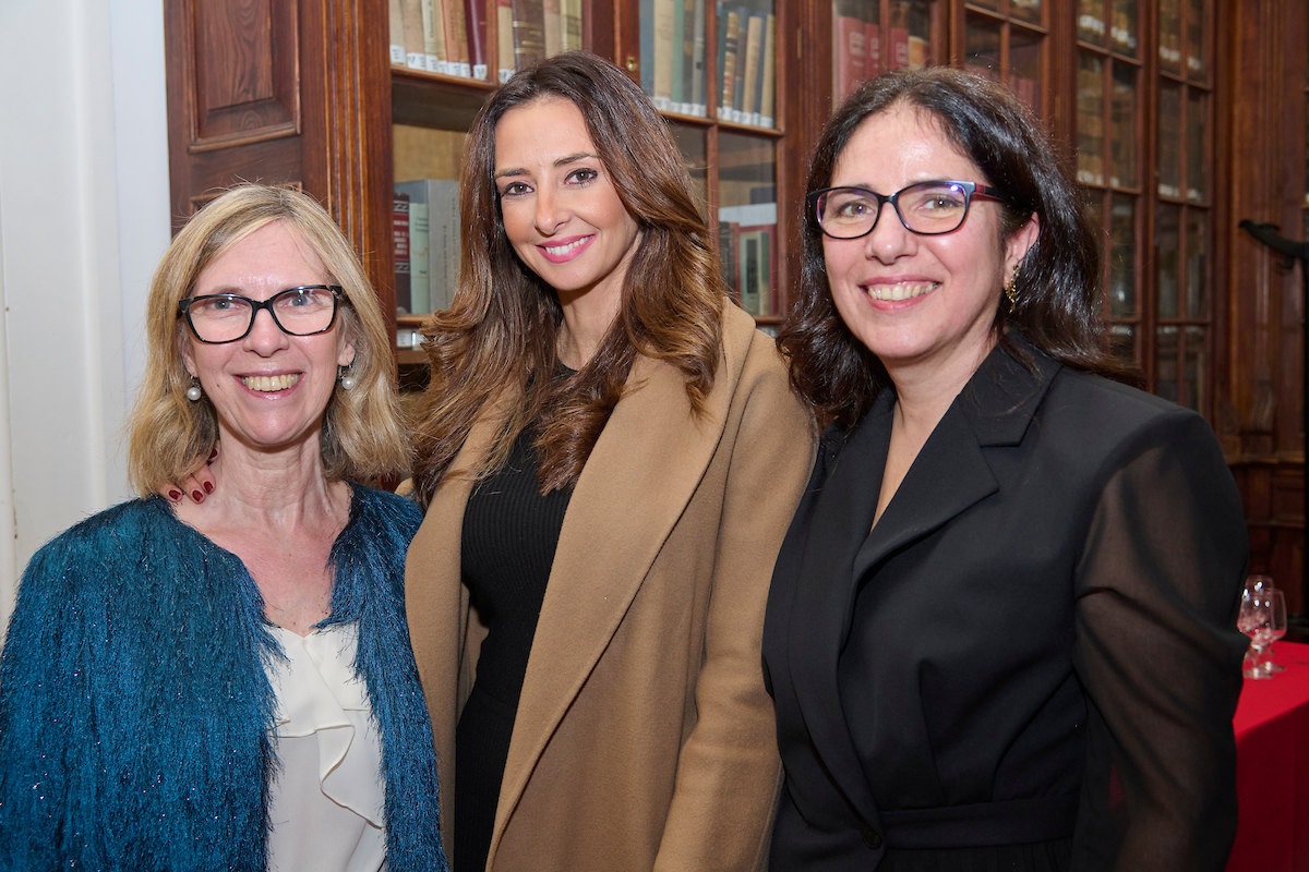 Andrea Nunes, country manager do Group Constant (ao centro) com Maria Serina e Isabel Canha, da Executiva.